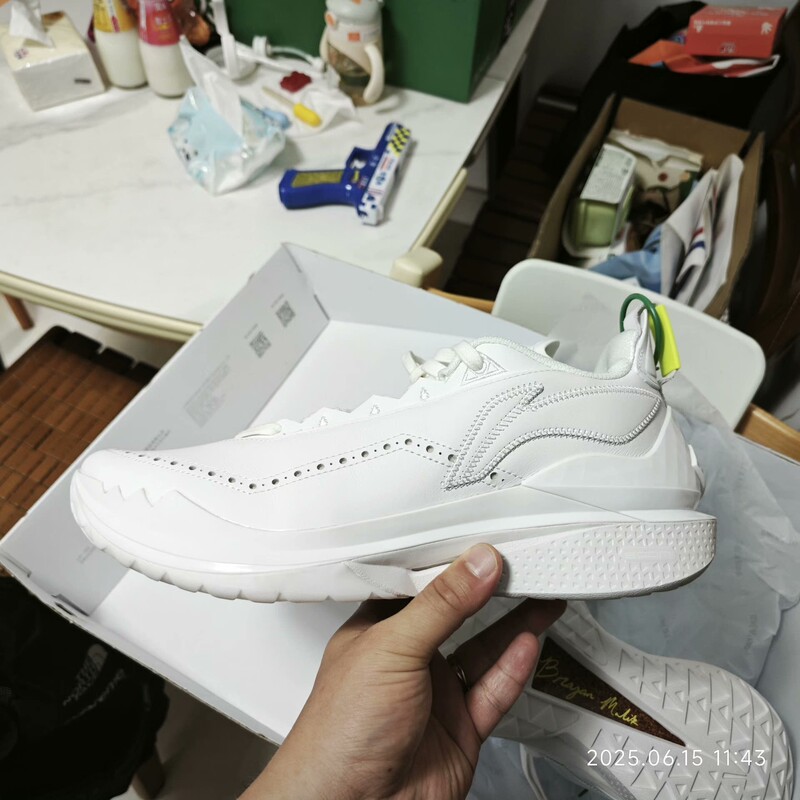 Li-Ning Jb2 Jimmy Butler 2Nd Generation Pure White Leather Cushioning Basketball Shoes Abat081-12 Li-Ning Jb2 Jimmy Butler 2Nd Generation Pure White Leather Cushioning Basketball Shoes Abat081-12