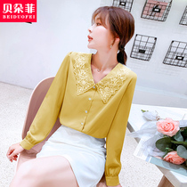 Early Spring Net red womens autumn lace shirt 2021 New early autumn womens coat light mature long sleeve chiffon shirt