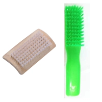 1 квадратная щетка+1 пластиковая щетка