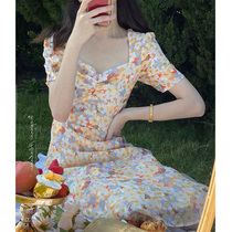 2021 summer dress new female French niche gentle floral sweet salt small man date skirt dress