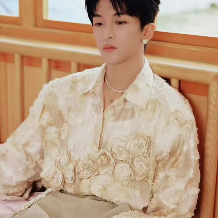 Huang Zihong Celebrity-Style Light Yellow Long-Sleeved Shirt with French-Style Three-Dimensional Handmade Rose Design, Light Luxury and Drapey Shirt