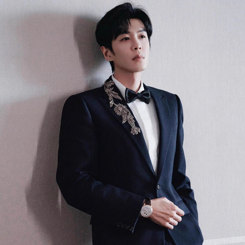 Zhang Ruoyun's Same Style Handmade Beaded Collar Suit for Men, High-End Performance, Hosting, Banquet, Shoulder Pad Jacket, Trendy
