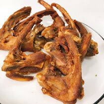 Fujian Minnan specialty snacks feel fried duck clavicle Sanming duck rack cooked food instant snack snacks 200g