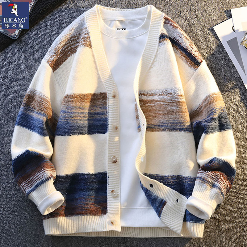 Woodpecker Knitted Cardigan for Men, American Style Trendy Color-Block V-Neck Jacket, New Loose and Casual Sweater Coat for Autumn and Winter
