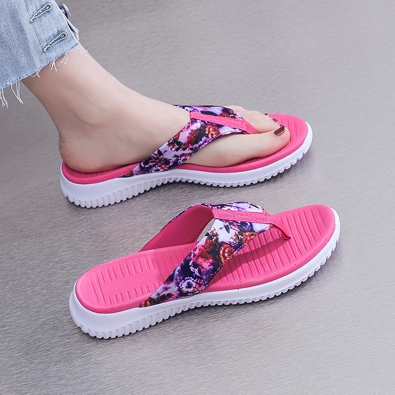 Women's Slippers 2026 Summer New Style Outdoor Wear Maternity Flip-Flops High-End Thong Sandals Flat Beach Slippers
