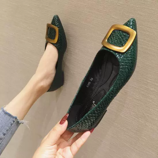 2021 Spring Women's Shoes All-match Green British Style Pointed Small Leather Shoes Flat Work Shoes Black Single Shoes