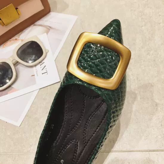 2021 Spring Women's Shoes All-match Green British Style Pointed Small Leather Shoes Flat Work Shoes Black Single Shoes