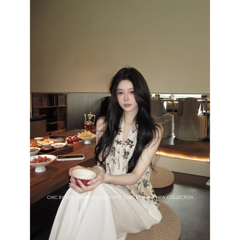 Chic by Siqi【Ink Print】2026 Summer Cool Linen Sleeveless V-Neck Shirt Halter Top Chic by Siqi【Ink Print】2026 Summer Cool Linen Sleeveless V-Neck Shirt Halter Top