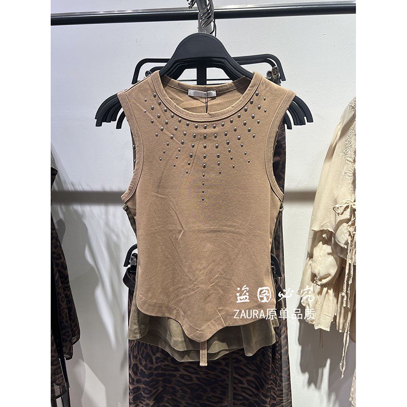 2026 Summer New Product Retro Hot Girl Style Slim Fit Round Neck Backless Sleeveless Contrasting Color Rivet Vest for Women 5941004