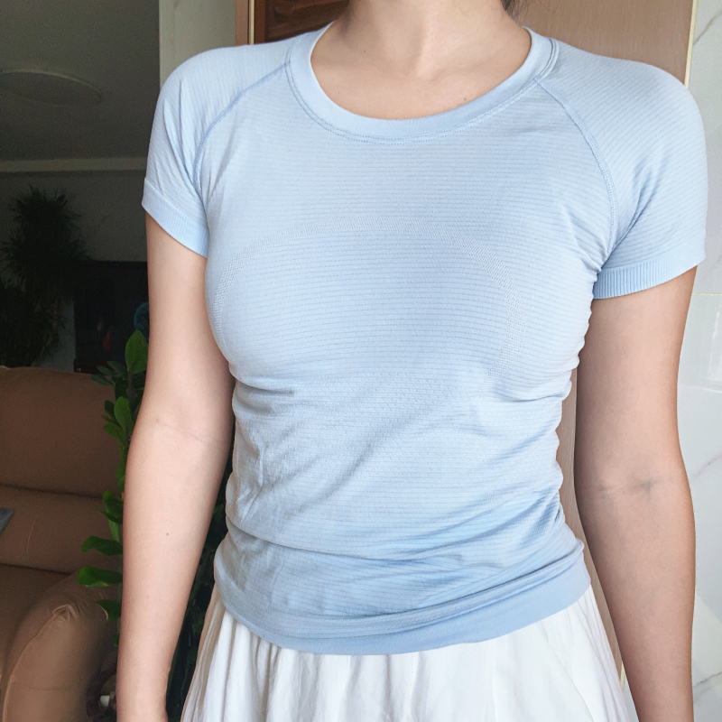 Lululemon Swiftly Tech Ss 2.0 Race Yoga Sports Fitness Breathable Short-Sleeved Short Style Lululemon Swiftly Tech Ss 2.0 Race Yoga Sports Fitness Breathable Short-Sleeved Short Style