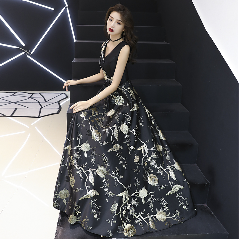 Robe de soirée - Ref 3211991 Image 1