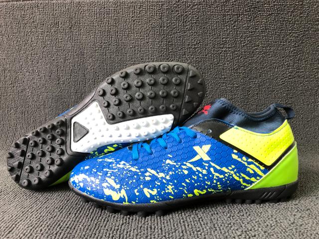 2021 new export French brand socks broken nail soccer shoes TF training shoes artificial turf microfiber leather adult