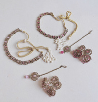 (细细小小)粉色仙女 印度传统茶晶项链 眉心坠 军嘎耳饰三件套