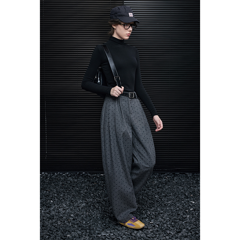Moment Gray Polka Dot Wide-Leg Trousers for Women 2025 Autumn New Style Loose Straight High-End Drapey Feel Super Popular