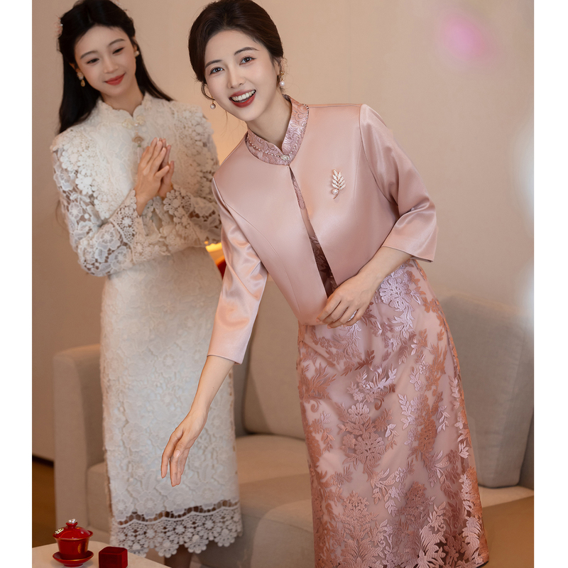 Tummy-Covering, Youthful, Stylish, and Beautiful Mother-Of-The-Bride Outfit, Two-Piece High-End Formal Dress for Wedding Banquet, Modernized Cheongsam Dress for the Mother-In-Law Tummy-Covering, Youthful, Stylish, and Beautiful Mother-Of-The-Bride Outfit, Two-Piece High-End Formal Dress for Wedding Banquet, Modernized Cheongsam Dress for the Mother-In-Law