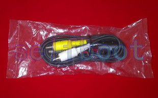 New unopened Sega SEGA fifth generation MD2 3 type machine 32X CDX all-in-one machine original AV cable with magnetic ring