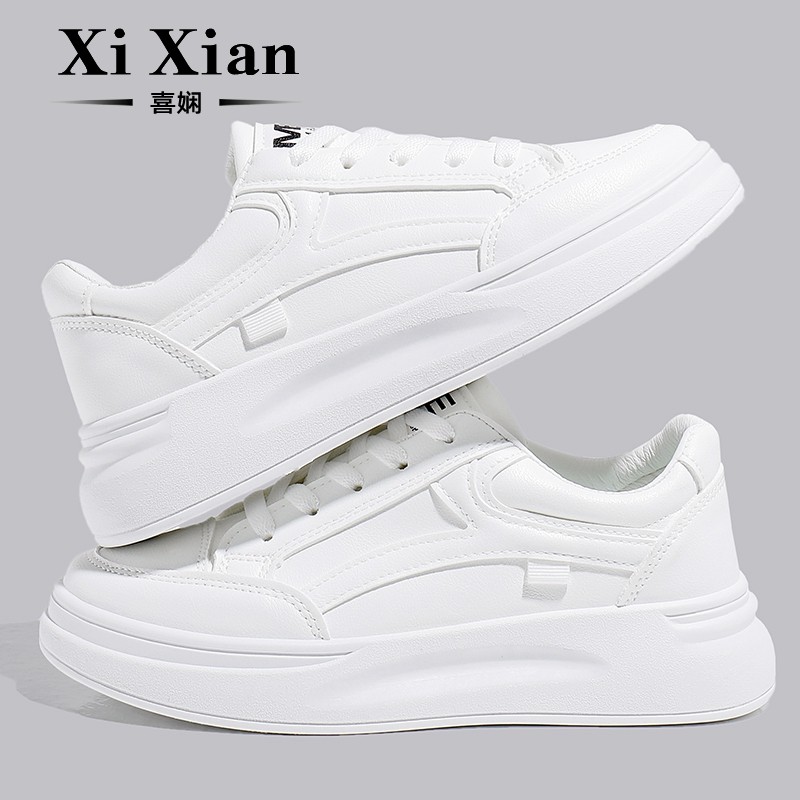 Маленькие белые туфли; новинка 2026 года; сезон весна-осень; популярные женские модные повседневные кроссовки; универсальная спортивная обувь на толстой подошве