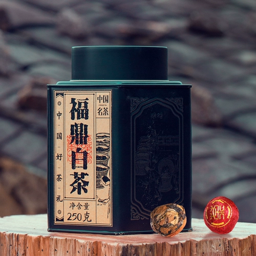 丽皇香 Fuding 6 -Year -Sold White Tea Leaf Shoumei Dragon Ball of Dragon Balls Старая гора Тайшан Маунтин Сан -чай 500G банки