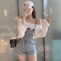 Large code preliminary autumn Korean version letter printed with shoulder long sleeve T-shirt reduced-age one-piece pants denim harness shorts suit