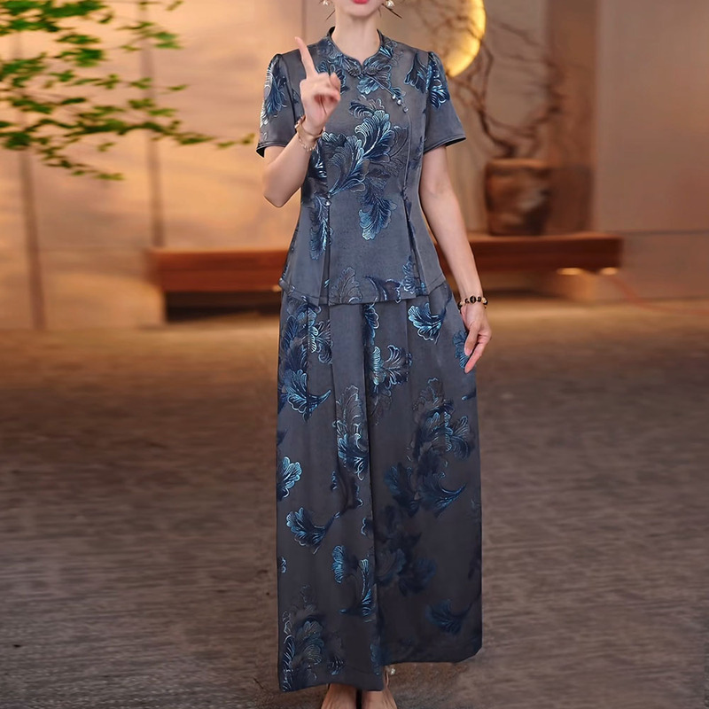 Elegant Mother's Chinese-Style Outfit, Ice Silk Satin Chinese-Style Top and Wide-Leg Pants Two-Piece High-End Suit for Women in Summer