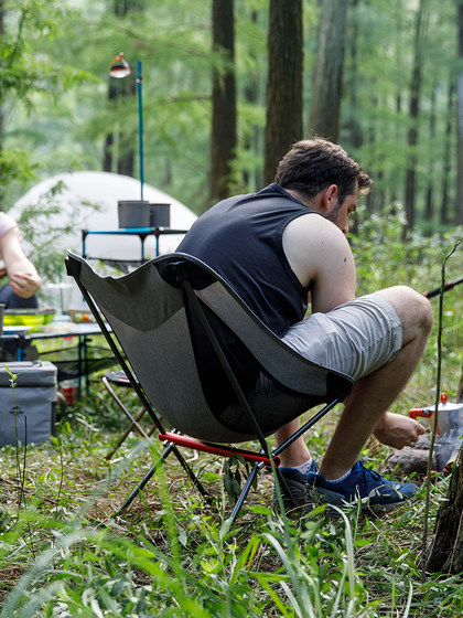 挪客户外折叠椅子便携超轻钓鱼凳沙滩露营月亮椅靠背椅美术写生椅