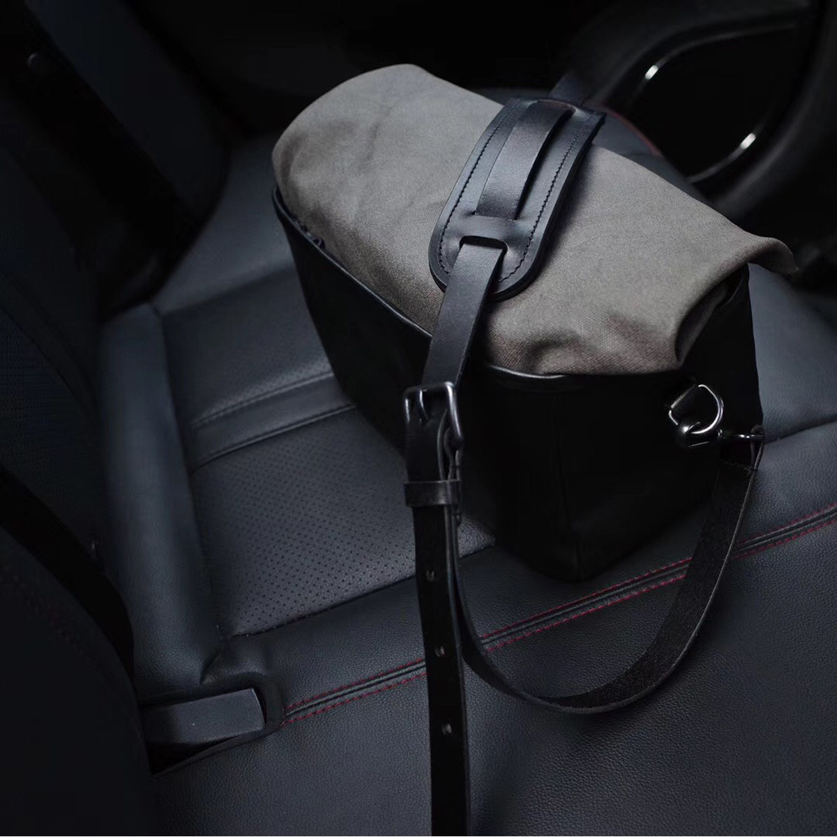 cam-in Italy Implanted Tanning Cow Leather Single Shoulder Genuine Leather Camera Photographic Bag Minima Japan Waterproof Nylon Cloth