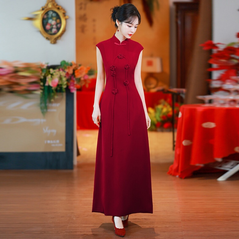Fashionable and High-End Retro Red Cheongsam Dress, New Summer Style, Sleeveless, Retro and Stylish, Elegant Dress for Returning Home Fashionable and High-End Retro Red Cheongsam Dress, New Summer Style, Sleeveless, Retro and Stylish, Elegant Dress for Returning Home