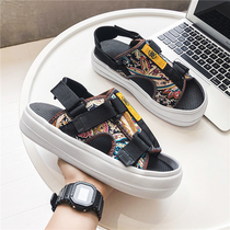 Mens sandals 2021 new summer exterior wear sandals non-slip soft bottom wear-resistant harbor wind casual cool cool tang ins tide