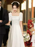 Белая юбка-трапеция с короткими рукавами средней длины FMSD 2313