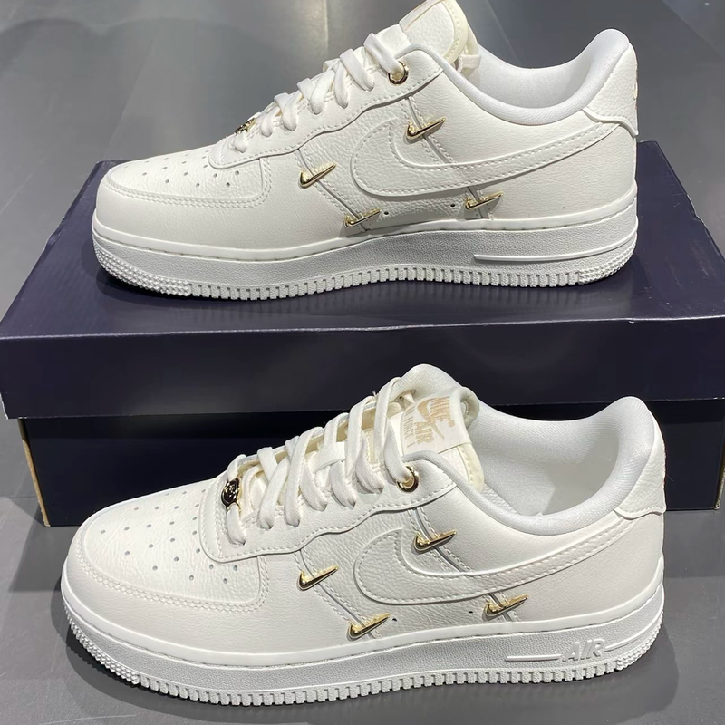 Nike Air Force 1 Mini Gold Wear-Resistant Low-Top Casual Sneakers for Women White Gold Fv3654-111