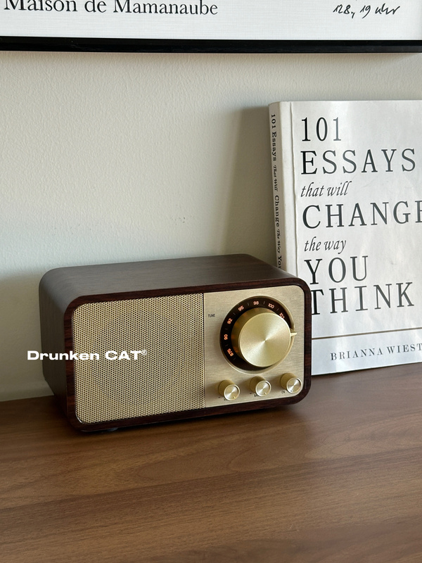 Drunkencat Christmas ins Multifunctional Retro Bluetooth Speaker Heavy Bass Wooden Classical Home Radio