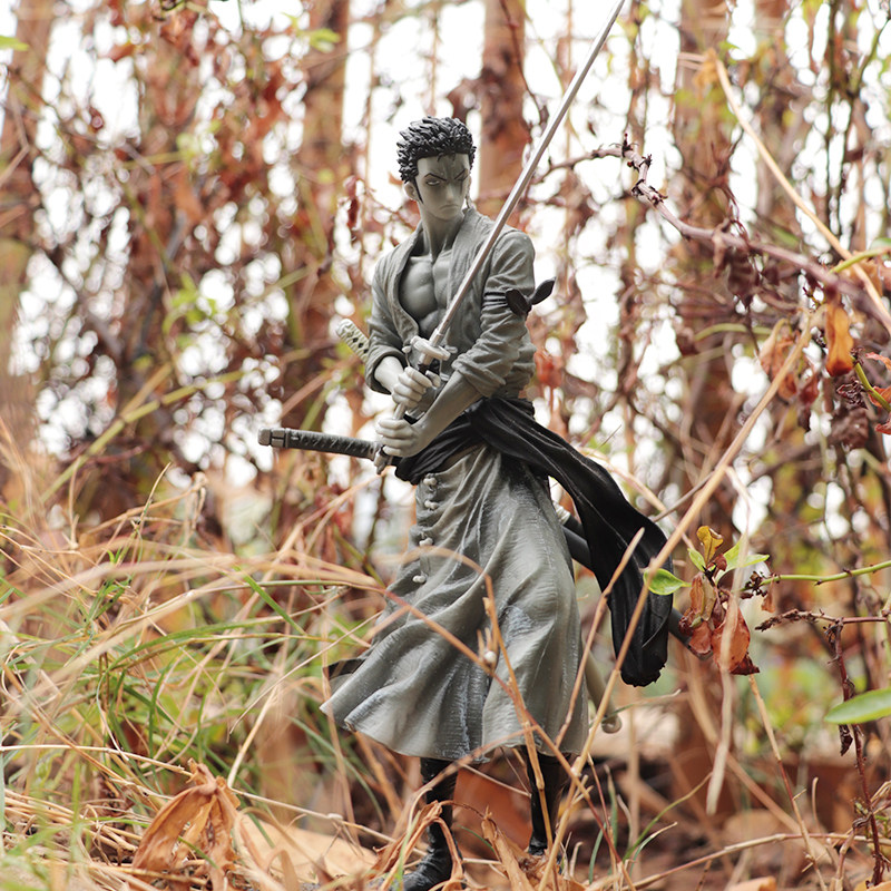 One piece model straw hat group anime peripheral Solon Japanese version gift ornaments to send friends