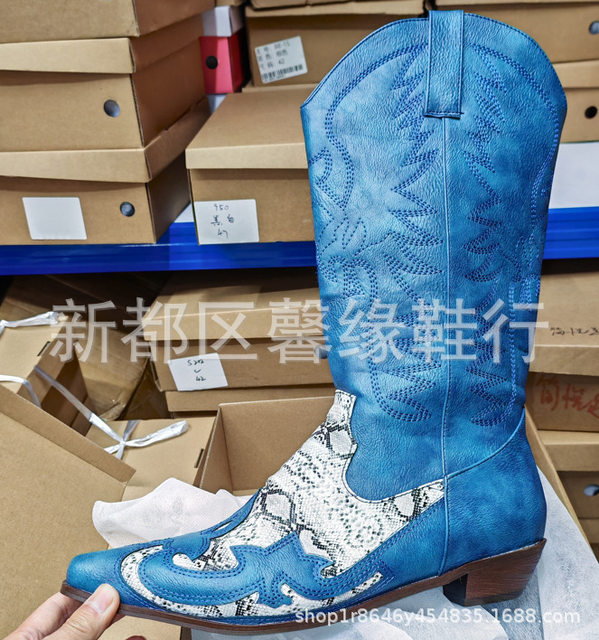 Custom-Made Foreign Trade European and American Style Embroidered Retro Women's Plus-Size Fashion Versatile Men's Western Cowboy Boots Low-Heeled Riding Boots