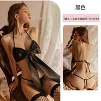 Черный бюстгалтер с бантиком, штаны