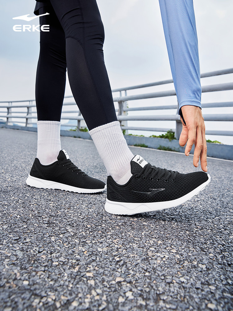 Hongxing Erke Sports Shoes, New Winter Men's Running Shoes, Soft-Soled Running Shoes, Dad's Casual Shoes, Middle-Aged Black Shoes