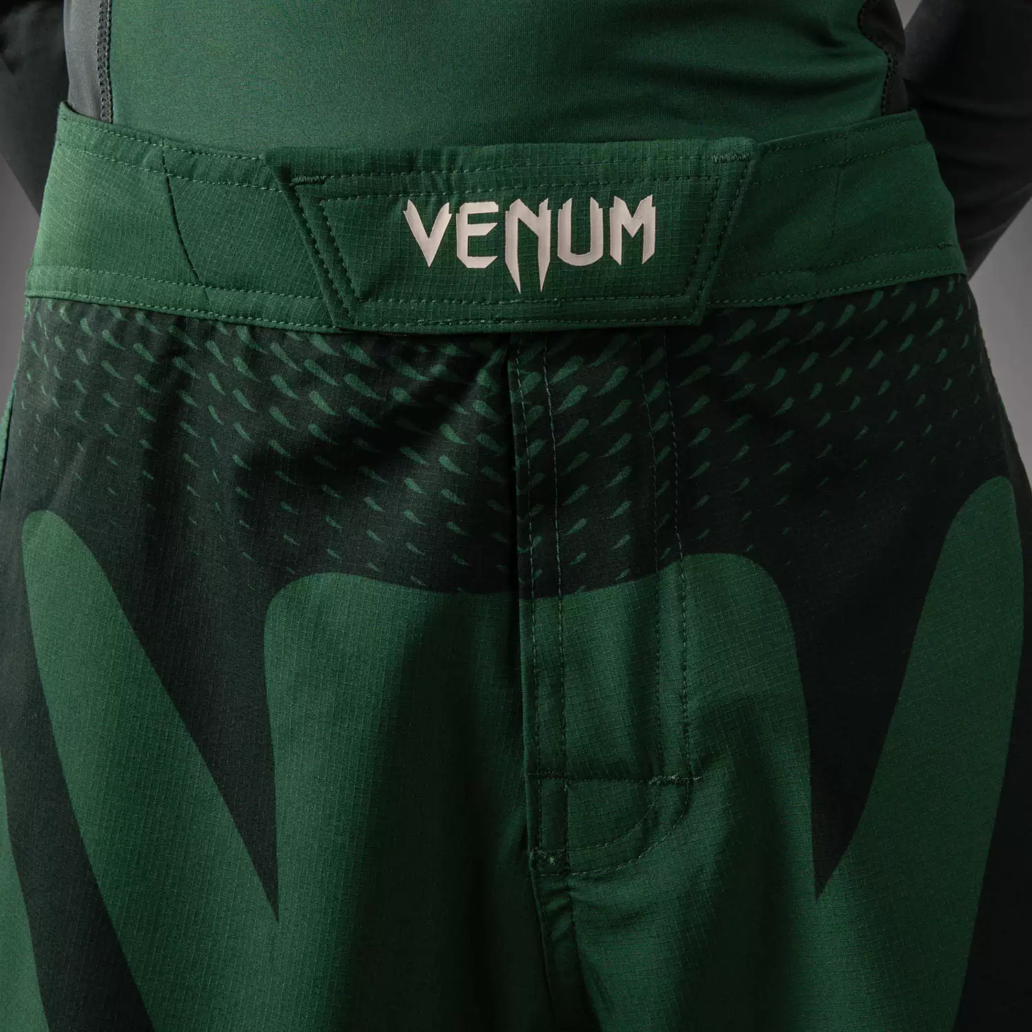 Детские боксерские шорты VENUM для зала и тренировки