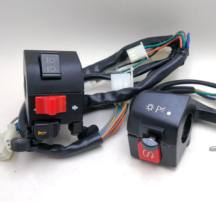 Bend-beam locomotive accessories Danyang 100 DY100 handlebar seat with air door living-room lamp Take the seat integrated switch