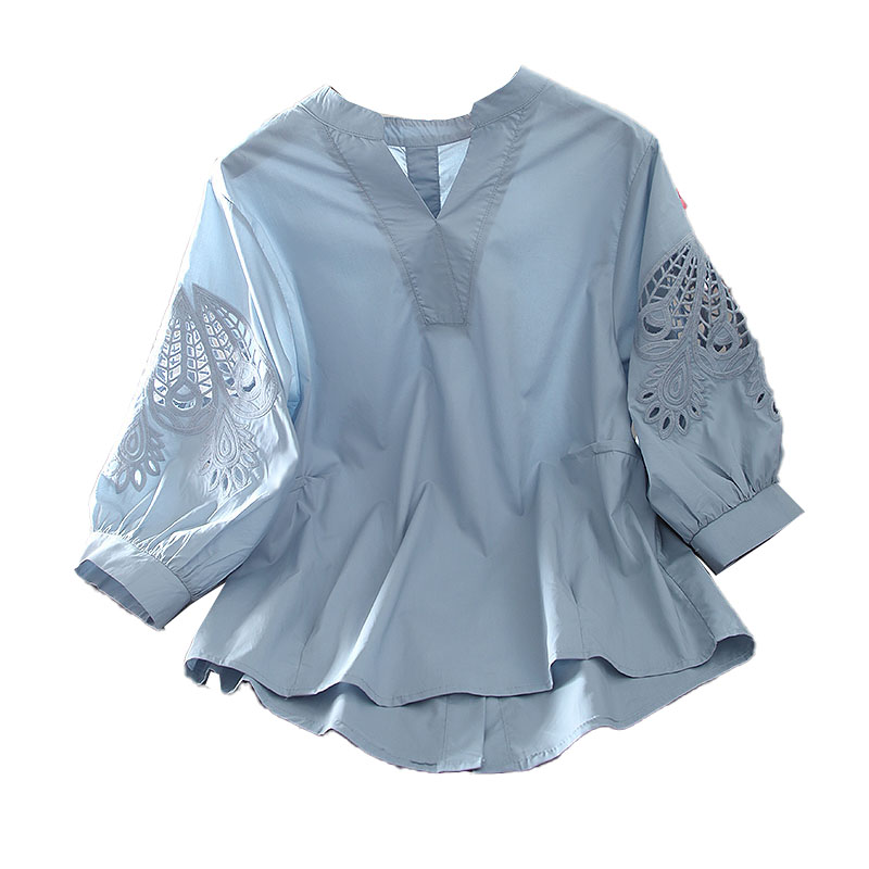 Summer cotton design shirt, top, trend of season, plus size, V-neckline, fitted Summer cotton design shirt, top, trend of season, plus size, V-neckline, fitted