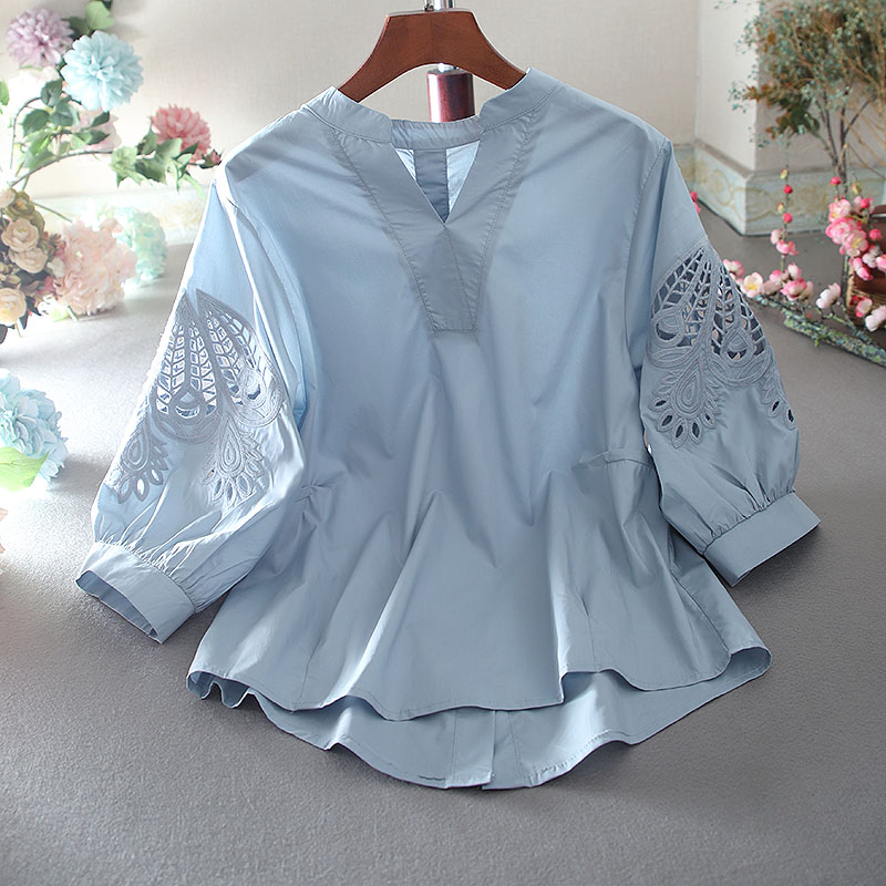 Summer cotton design shirt, top, trend of season, plus size, V-neckline, fitted Summer cotton design shirt, top, trend of season, plus size, V-neckline, fitted