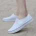 2019 đôi giày mới thoáng khí giày lỗ nam sandal dép nam đi biển giản dị