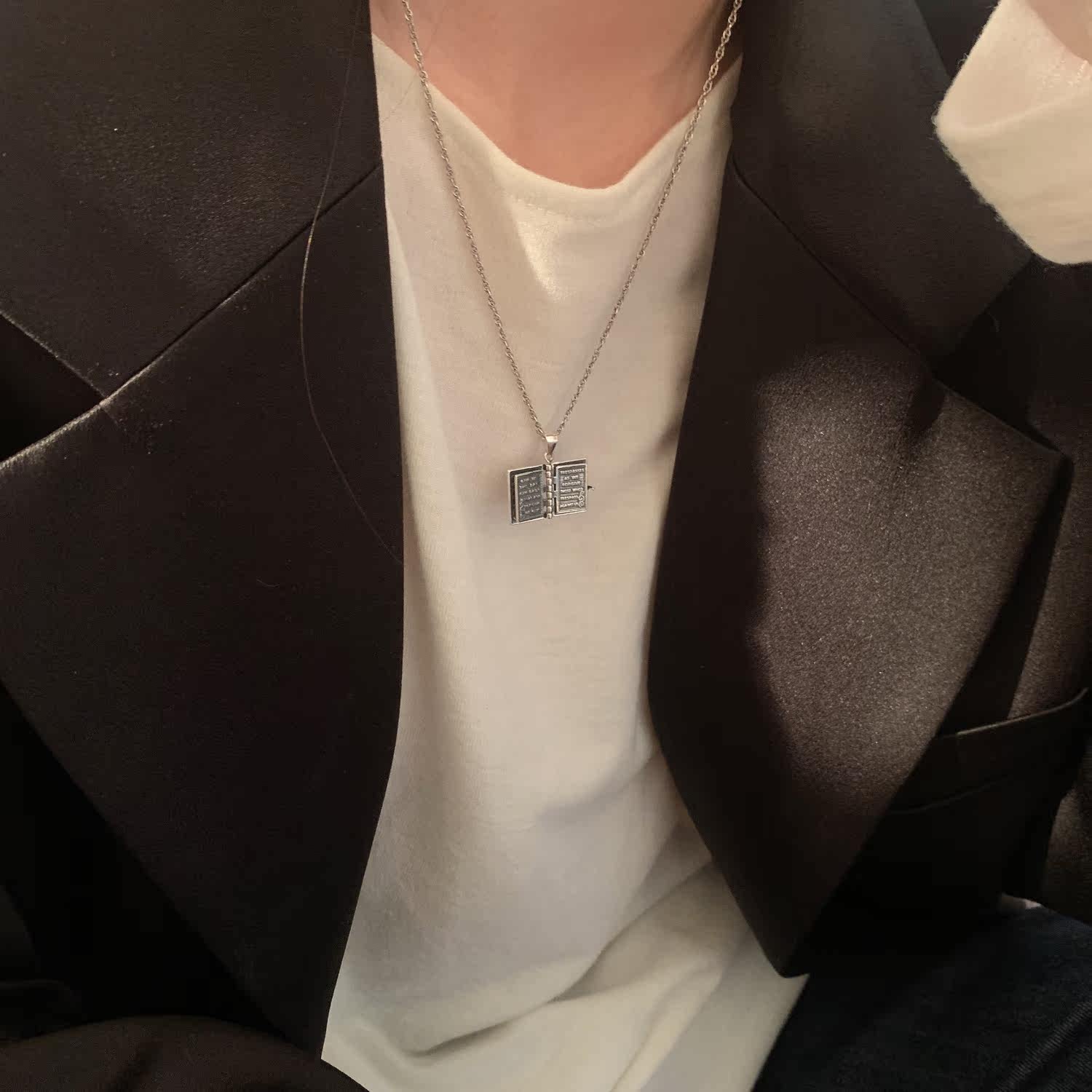 Small Treasure s925 Pure Silver Unique Design Can Open Magic Book Pendant Women's Item Pendant Only Pendant Pendant Light And Luxurious Silver Jewelry