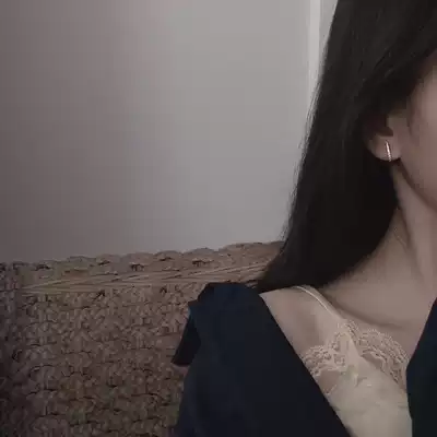 Design sense ear needle female s925 sterling silver temperament niche Korean Net Red personality simple students small and fresh versatile