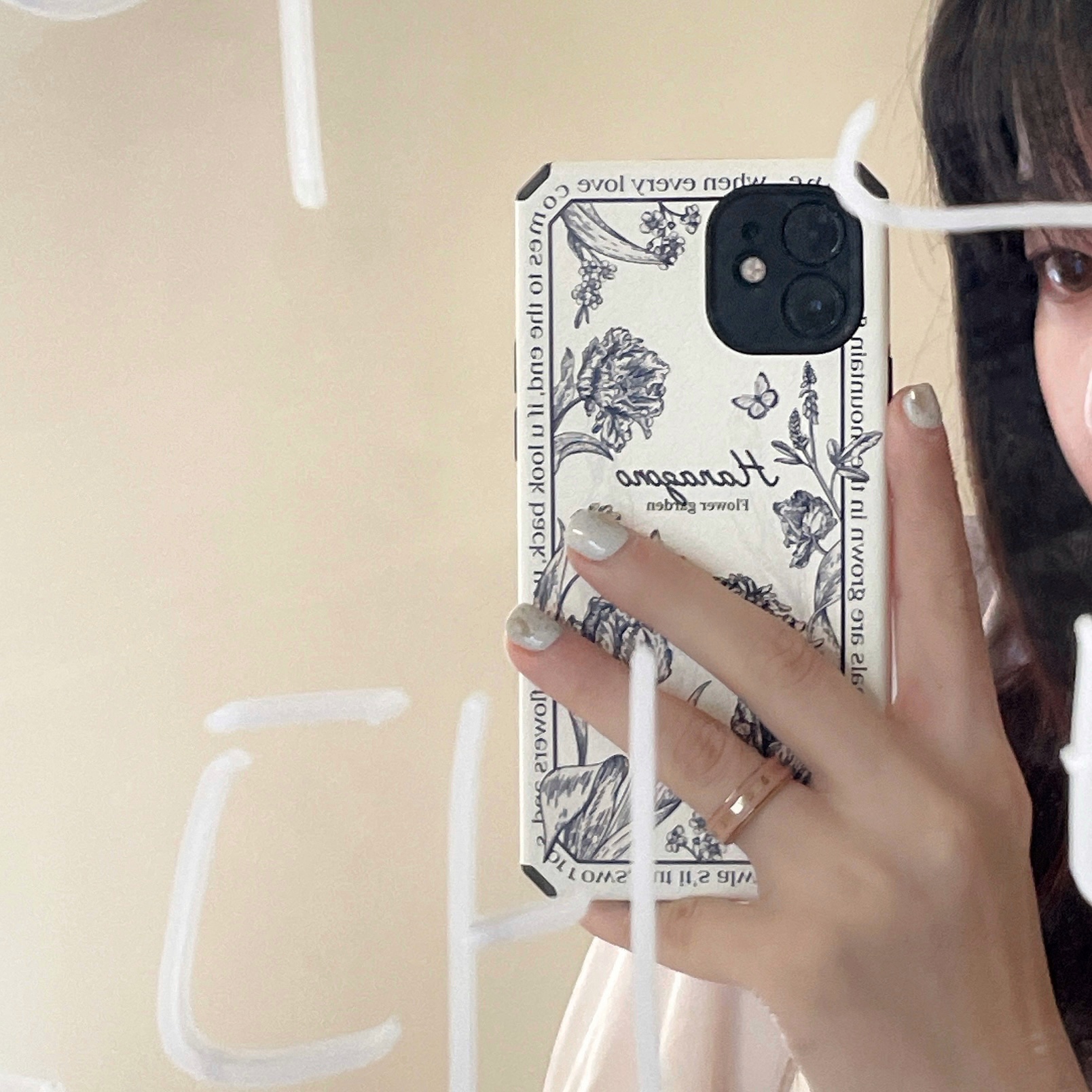 Coque de téléphone Ins Japanese Korean Black and White Flower adaptée à l'iPhone 13 iPhone 12 Promax Soft 78 Plus/11_voghion.com