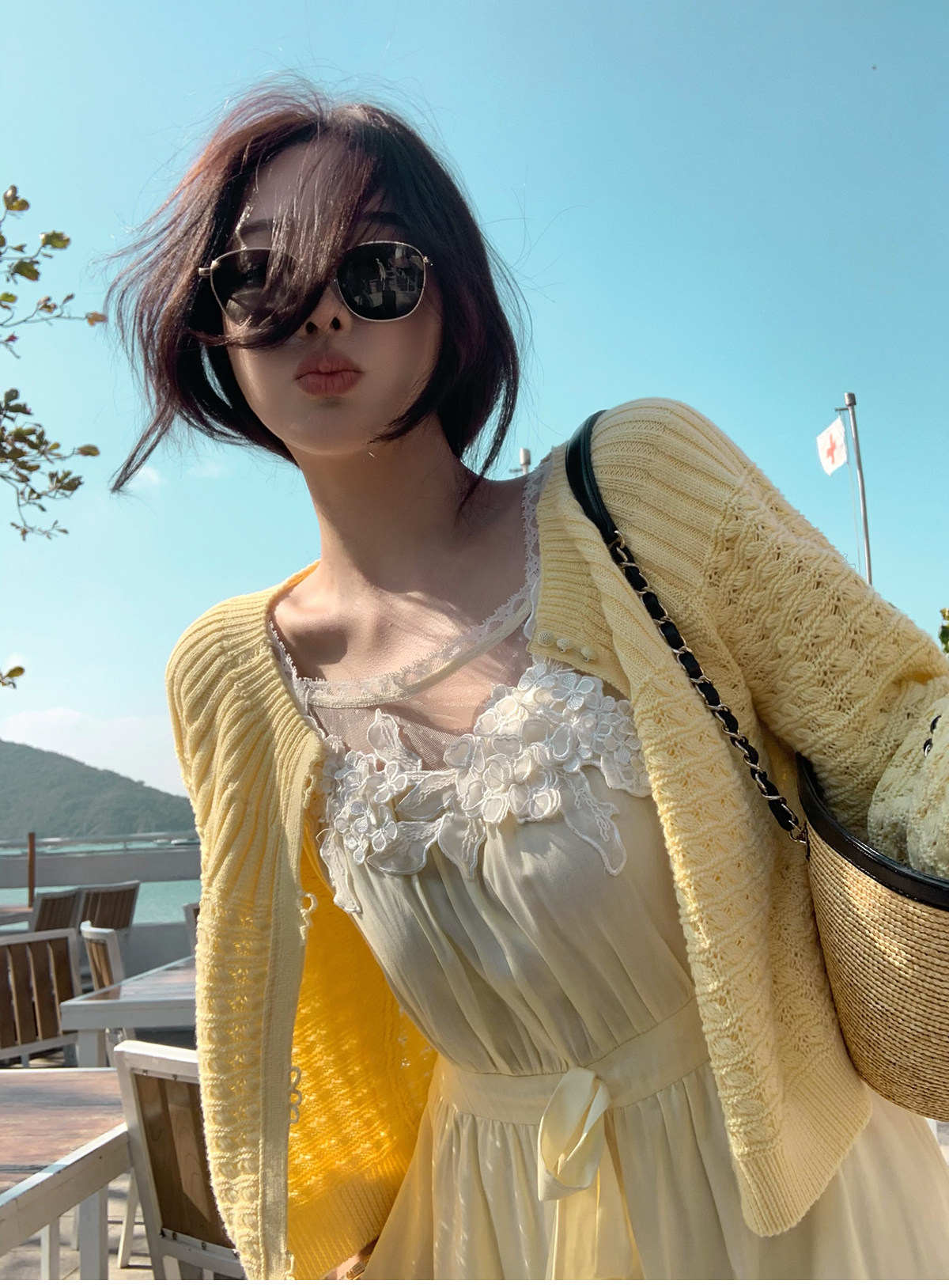 시 웨이 리앙 봄날 전복 프랑스식 낭만주의 루즈핏 느긋한 라운드 넥 벌룬 소매 홀로우 아웃 오픈 가디건 상세 이미지 2