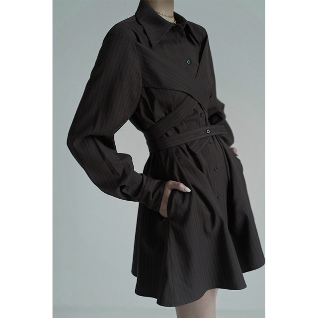 Mrs. Chen CHENTAITAI-obedient pass-long-sleeved tie shirt dress