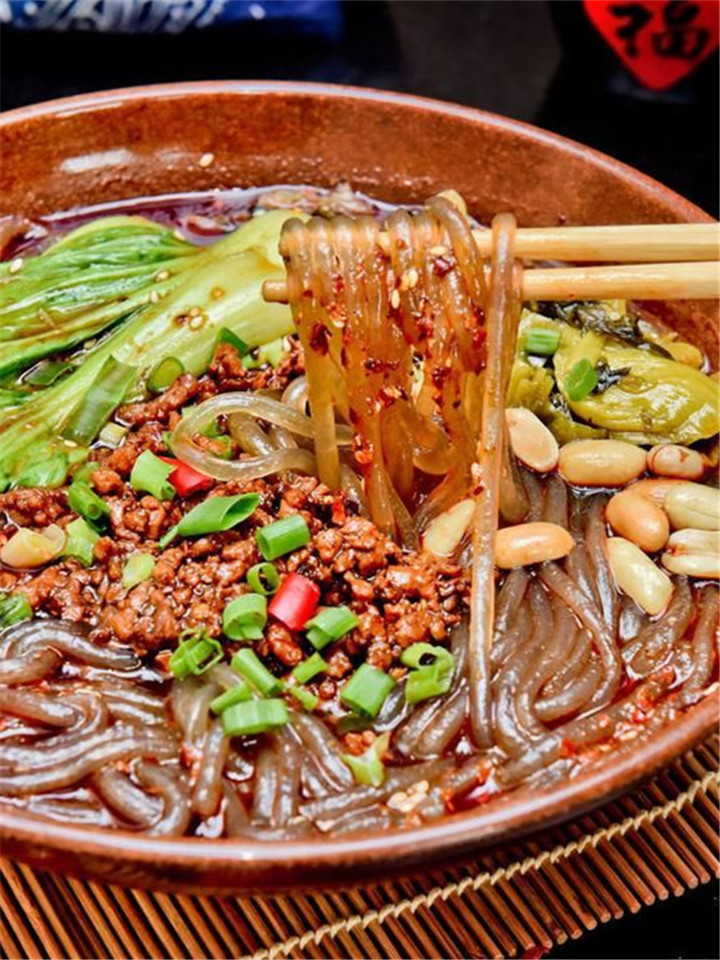 孕妇吃也安全,重庆杂酱酸辣粉