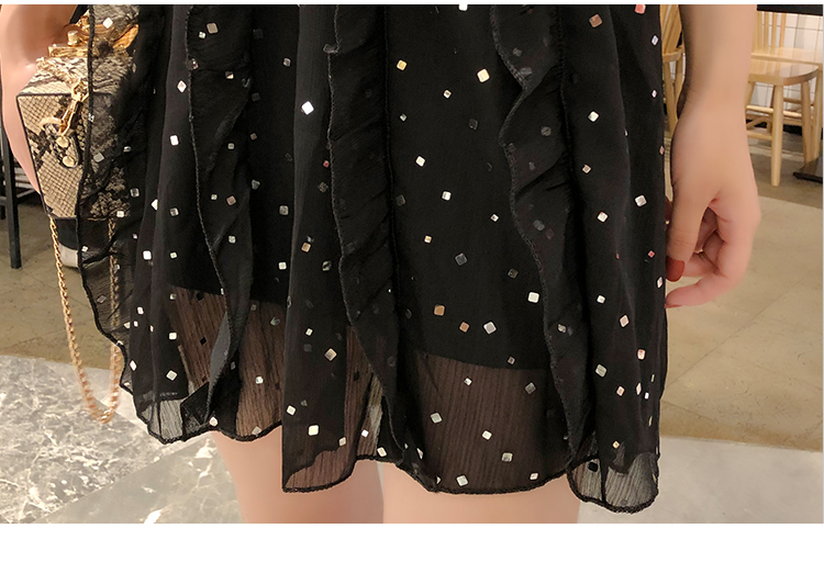 VK旗艦店 韓國風名媛V領亮片木耳邊時尚氣質短袖洋裝