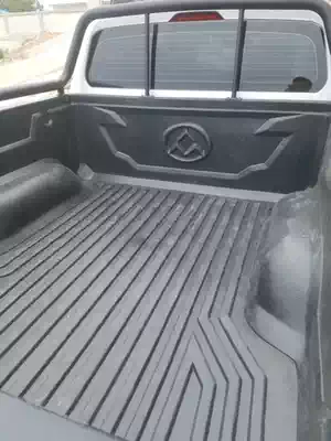 Applicable to SAIC Datong T60 cargo box Baojia long Datong T70 protection pad rear car PAD pickup pickup modification