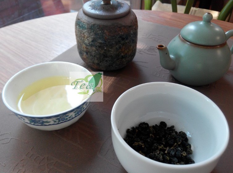 (Heart Tea Farmer) Taiwan Shanlinxi Longfengxia Oolong Tea 150g Floral and Sugarcane Fragrance Taiwan Direct Mail