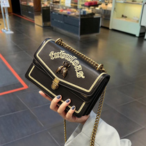 Hong Kong leather womens bag 2021 new trendy fashion shoulder messenger bag womens summer wild chain bee bag small bag